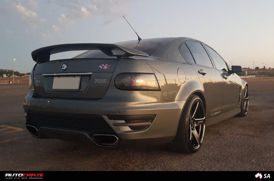 HOLDEN-COMMODORE-FRCS-MATTE-BLACK-MILLED-ACCENTS